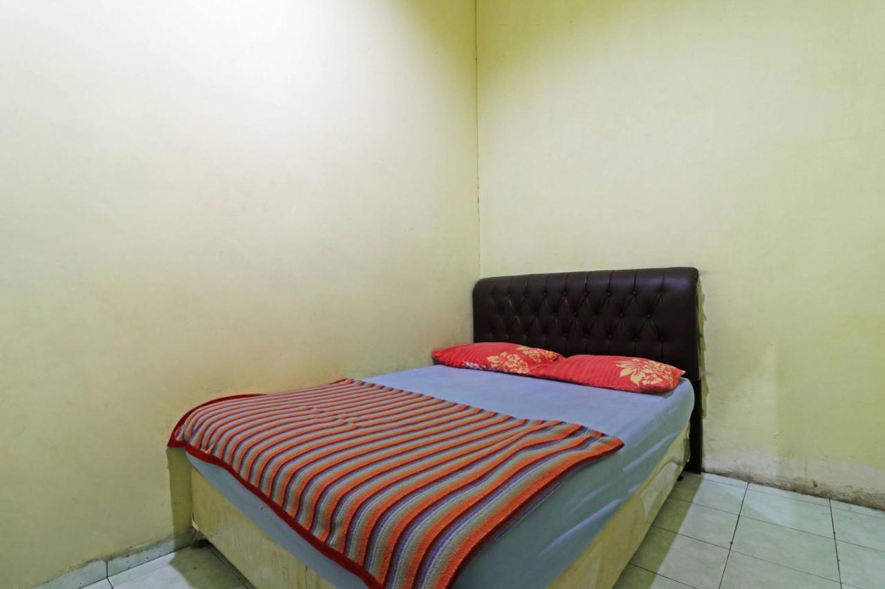 Wisma Cempaka 2 Syariah Hotel Parit  Exterior photo